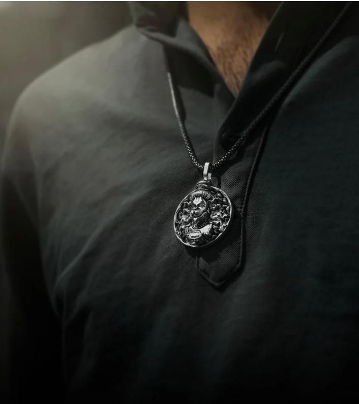 🙏 Hanuman Ji-3D AsthDhatu Pendent & FREE Chain - Elzy Store